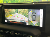 【パノラミックビューモニター】専用のカメラにより、上から見下ろしたような視点で360度クルマの周囲を確認することができます☆死角部分も確認しやすく、狭い場所での切り返しや駐車もスムーズに行えます。