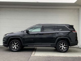 輸入車ディーラーとして長年の経験と実績に基づいた細かな自社基準による仕入れ、さらに第三者機関を介した客観的な車両状態の鑑定。 私たちの商品は、それらの厳しい品質チェックを経て初めて店頭に並びます