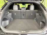 普段のお買い物や通勤、送迎等に十分な荷室スペースを確保しております。セカンドシートを倒すと、大きな荷物の積載も可能です♪