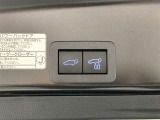 バックドアの開閉が電動操作可能。荷物の出し入れもラクラクです。