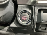 ワンプッシュでエンジンのスタート、ストップが出来て便利です。