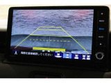 バックカメラが装備されており、後方の安全確認はもちろんのこと狭い場所での駐車や雨の日・夜間など視界の悪いコンディションでのストレスの軽減にもなります!