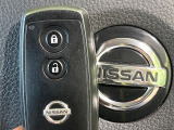 【キーレス】少し離れた場所からでもボタン一つでドアの開錠・施錠ができるのでとっても便利!ドアの鍵穴周りに傷をつけることもありません♪