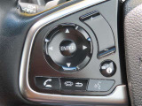 ブルートゥースに接続すれば、スマホに入れている音楽が聞けたり運転中に電話がかかってきてしまった場合もハンドルから電話を取ることができます!