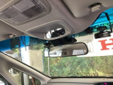 Hondaセンシング搭載!ミリ波レーダーと単眼カメラで、クルマの前方の状況を認識。ブレーキやステアリングの制御技術と協調し、安心・快適な運転や事故回避を支援する先進のシステムです!