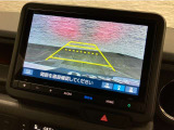 バックカメラが装備されており、後方の安全確認はもちろんのこと狭い場所での駐車や雨の日・夜間など視界の悪いコンディションでのストレスの軽減にもなります!