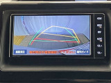 バックガイドモニターで、後方を確認しながら安心して駐車することができます。運転初心者も熟練者も必須の機能ですよ!