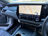 純正14インチタッチパネルディスプレイ(ナビの設定や車両設定・エアコンの設定を行います)