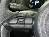 ステアリングスイッチ装備!運転しながら手元でオーディオの操作などができます。