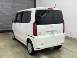 Honda SENSING装着車です。衝突を予測してブレーキをかけたり、前のクルマにちょうどいい距離で走行できる多彩な安心・快適機能を搭載した支援システムがドライバーをサポート。