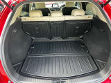 荷室は広くたくさんの日用品のお買い物をお載せできてレイアウト次第で用途が盛りだくさんです。