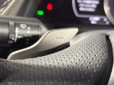 【パドルシフト(AT車)】MT車と同じように好きなギアで走ることができます!ステアリングから手を離さずに指先だけでシフト操作ができ、よりスポーティな走りをお楽しみいただけます。