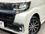 【LEDヘッドライト】悪天候や夜間走行時も良好な視界を確保し安心して運転できる高輝度LEDヘッドライトを装備!点灯速度が早く、消費電力も抑えられています。