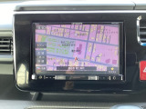 ナビはカロッツェリアメモリーナビ(AVIC-RL99)が装着されています。AM、FM、CD、DVD再生、音楽録音再生、フルセグTV、Bluetoothがご使用いただけます。