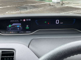 見やすいメーターがドライブをサポート致します。