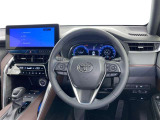 運転席まわりです。 各操作スイッチは使いやすい位置に配置されてます。