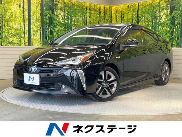 トヨタ プリウス 