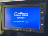 【純正ナビ】人気の純正ナビを装備しております。ナビの使いやすさはもちろん、オーディオ機能も充実!キャンプや旅行はもちろん、通勤や買い物など普段のドライブも楽しくなるはず♪