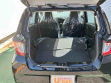 シートアレンジで荷物の収納の幅も広がります