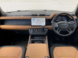 ディフェンダー 110 X ダイナミック HSE 3.0L D300 ディーゼル 4WD 