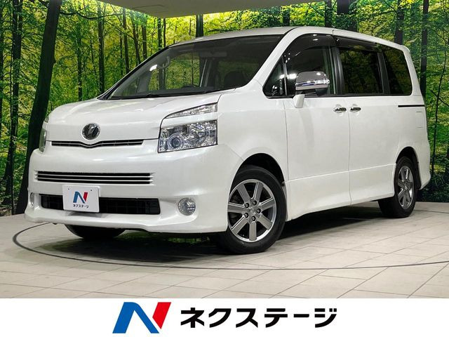 トヨタ ヴォクシー 