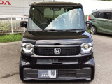 お客様に安全で快適なカーライフをお送りいただくために、中古車にも高いレベルの品質基準を設け、その基準に従って、全ての中古車について納車前整備を実施しています。