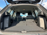 リヤシートも全車消毒済み。シートを倒すとゆったりとした室内空間に★レジャーにショッピングに大活躍!シートは左右別々に動くのでアレンジいろいろ!