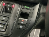 パーキングブレーキはスマートな電子制御式と合わせて渋滞時等にブレーキペダルから足を離しても停車状態を保持してくれるオートブレーキホールド機能で運転が楽になります。スタートはアクセルペダルを踏むだけ