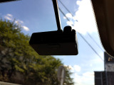 別途SDカードが必要です。