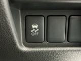 車がカーブの外側へ膨らんだり内側へ巻き込んだりする挙動を防止し、安定した走行をサポートする横滑り防止装置付きです!