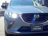 アダプティブLEDヘッドライト カメラや車速センサーと連動して、ハイ、ロー、ワイドローのLEDライトを常に最適な配光に自動制御する優れものです!