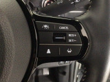【アダプティブ・クルーズ・コントロール】予め設定した車速内でクルマが自動的に加減速。 前走車との適切な車間距離を維持しながら追従走行し、高速道路でのドライバーの疲労を軽減してくれる嬉しい機能付♪