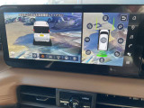 3Dビュー機能付。駐車場などで、周囲の状況が直感的にわかる立体的映像を表示しますので、安心して発進できます。