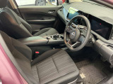 運転席まわりは、使用感も少なく良好な状態です。