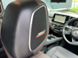 【BOSEサウンドシステム】 BOSE製のスピーカーで迫力のある音響をお楽しみください。