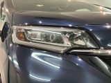 LEDヘッドライトは、点灯の瞬間から最大光量を発揮し、突然暗くなるトンネルなどでの安定感を高めます。