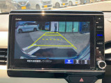 純正ナビ、バックカメラ付いてるので駐車も安心です♪
