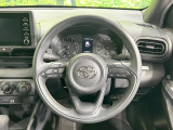 インテリアに合わせたデザインのステアリングは、運転される方のことも考え、運転しやすい形状、大きさです。是非一度、実際に触ってお確かめください。