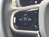 【全車速対応アダプティブクルーズコントロール】ミリ波レーダー+ステレオカメラ+赤外線により前方車輌を認識し、速度や車間距離を維持・調整。高速道路走行時や渋滞時にドライバーの負担を大幅に軽減します。