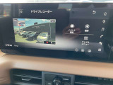 クルマの、前後ドライブレコーダー装備です。事故やあおり運転などの状況を客観的な映像証拠として残せることにより、トラブル解決や抑止に役立ちます。