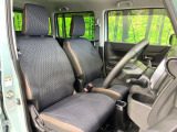 運転席シート廻りは使用感も少なく、良好な状態となっています。丁寧に使われていたことがよくわかりますね。