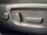 【パワーシート】スイッチ一つで簡単にシートの微調整が可能!電動だから力もいりません!快適なシートポジションにセットして、快適なドライブをお楽しみください。