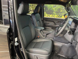 運転席シート廻りは使用感も少なく、良好な状態となっています。丁寧に使われていたことがよくわかりますね。