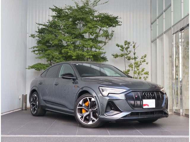 e-tron Sスポーツバック 4WD