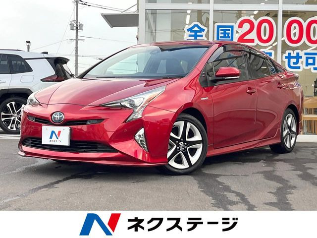 トヨタ プリウス 