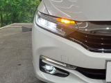 【LEDヘッドライト】悪天候や夜間走行時も良好な視界を確保し安心して運転できる高輝度LEDヘッドライトを装備!点灯速度が早く、消費電力も抑えられています。