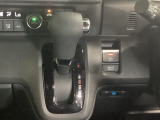 ディーラー整備士による納車前整備とアフターサービスは当店でお求めいただくのメリットのひとつです。