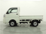 こちらの車両は、ご購入後も継続して安心メンテナンスを提供させていただく為、岐阜県内のお客様への販売・登録に限らせていただきます。