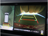 パノラマモニター装備☆前後左右4つのカメラが上から見ているように映すので安心して駐車できます♪
