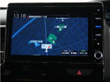 純正8インチプレミアムインターナビ(VXU-227NBi)&バックカメラが装備されているので、普段の使い勝手もロングドライブも快適です。